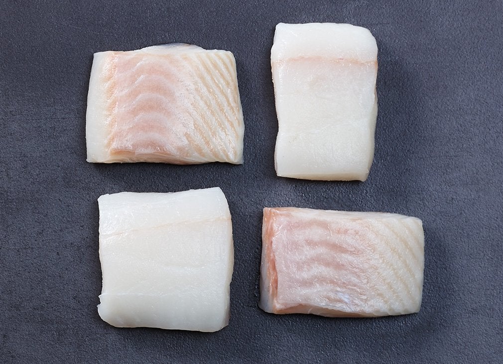 Fresh white halibutfilet Fresh white halibutfilet